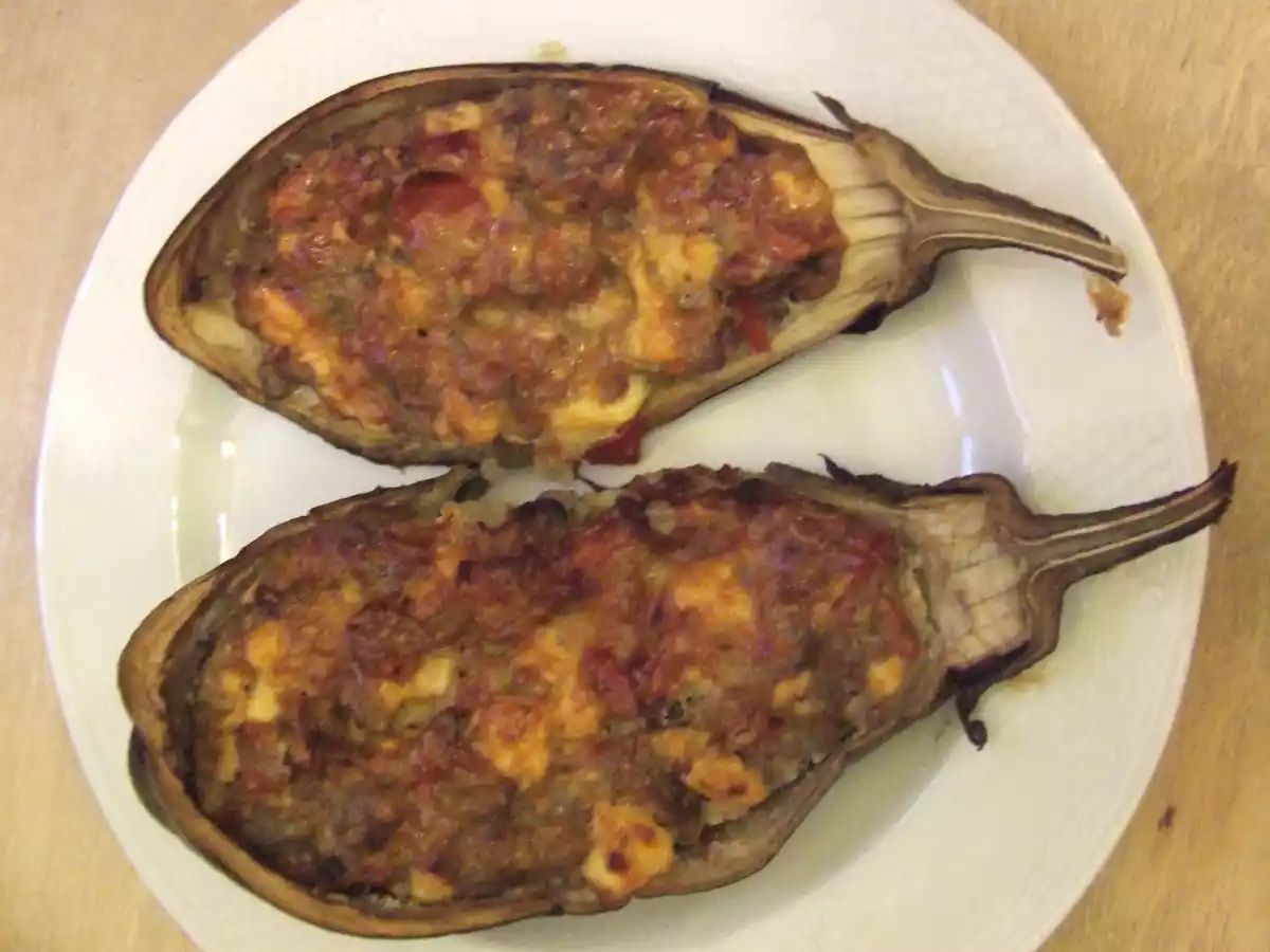 Vinete umplute la cuptor