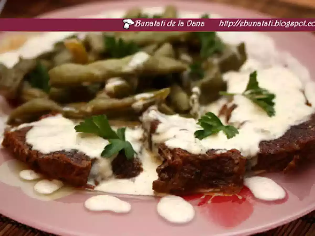 Vita cu sos gorgonzola