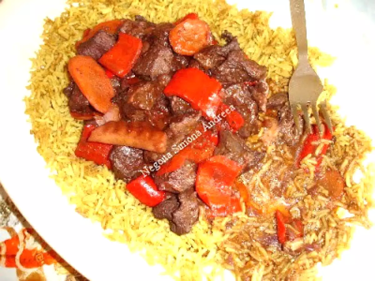 Vita picanta in vin rosu cu garnitura de orez curry - poza 2