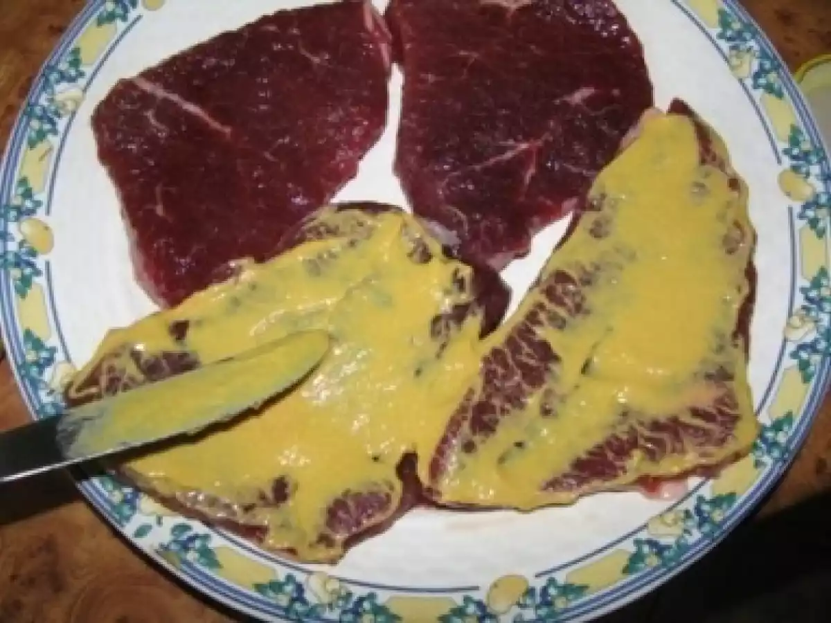 Vitel cu sos de usturoi si lamaie - poza 4