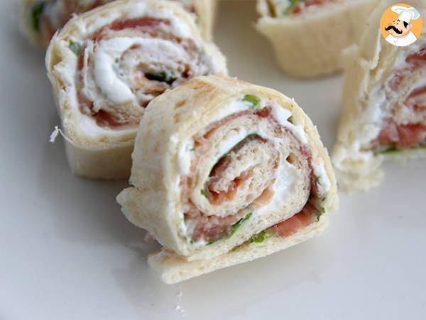 Wrap aperitiv cu prosciutto crudo si rucola