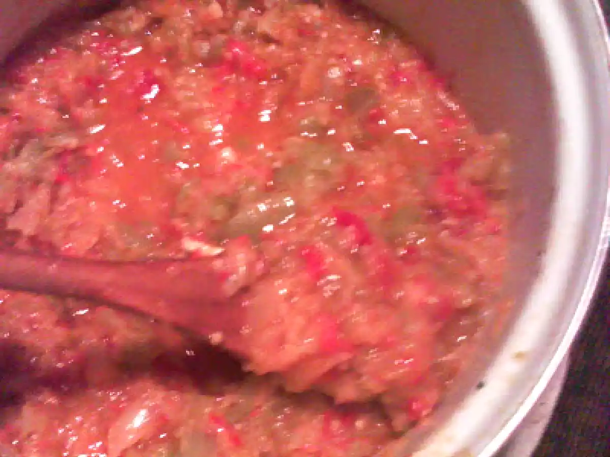 Zacusca de gogonele - dulce-acrisoara / Lutenitsa with green tomatoes